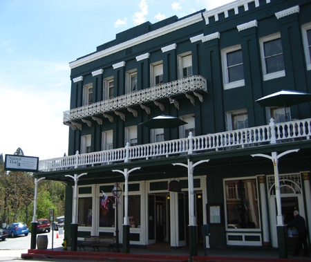 National Hotel Exterior